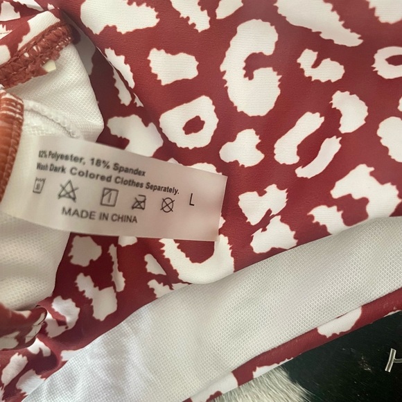 SHEIN Red and White Leopard Print Bikini - Picture 2 of 2
